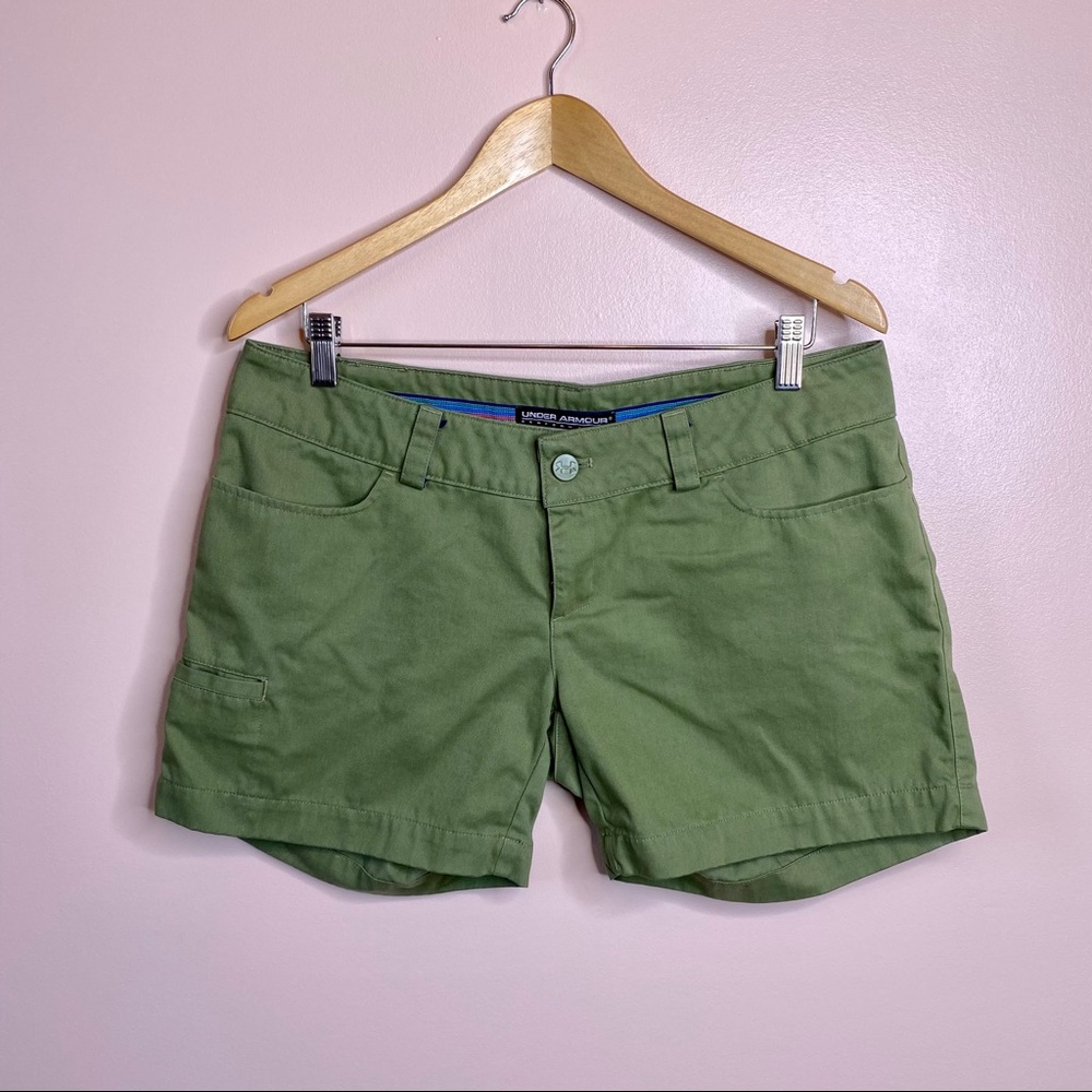 Under Armour Performance Shorts 10
